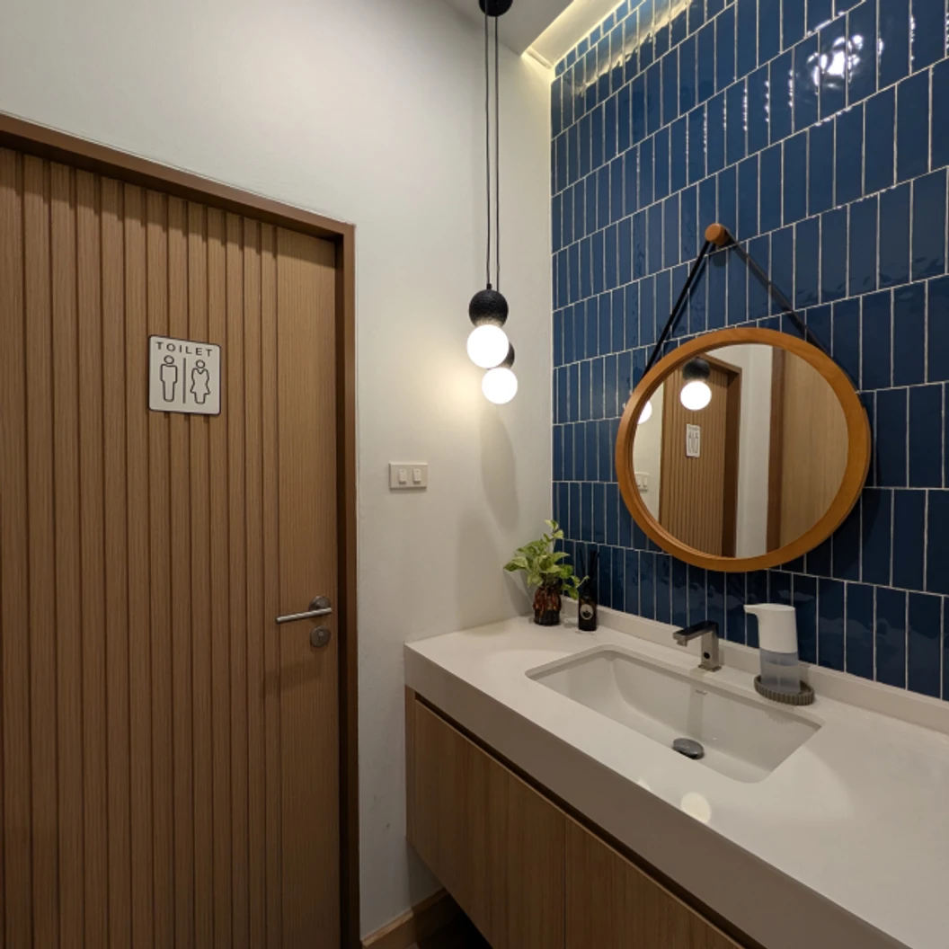 เคลือบผิวฟันและแปะฟันขาว ด้วยวีเนียร์เซรามิก E-Max 1 ซี่