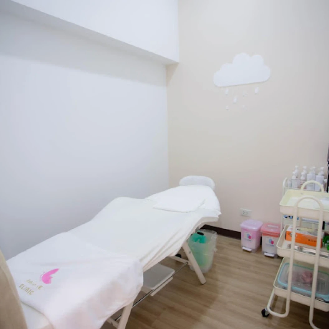 Acne Rainnie Powerful Laser ฆ่าเชื้อสิวด้วย IPL New Generation 2020 1 ครั้ง