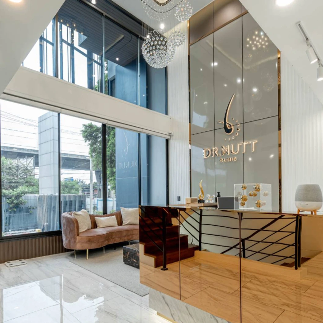 คอร์สโปรแกรมรักษาสิวทั่วใบหน้า 4 ขั้นตอน จำนวน 4 ครั้ง ฟรี! 1 ครั้ง