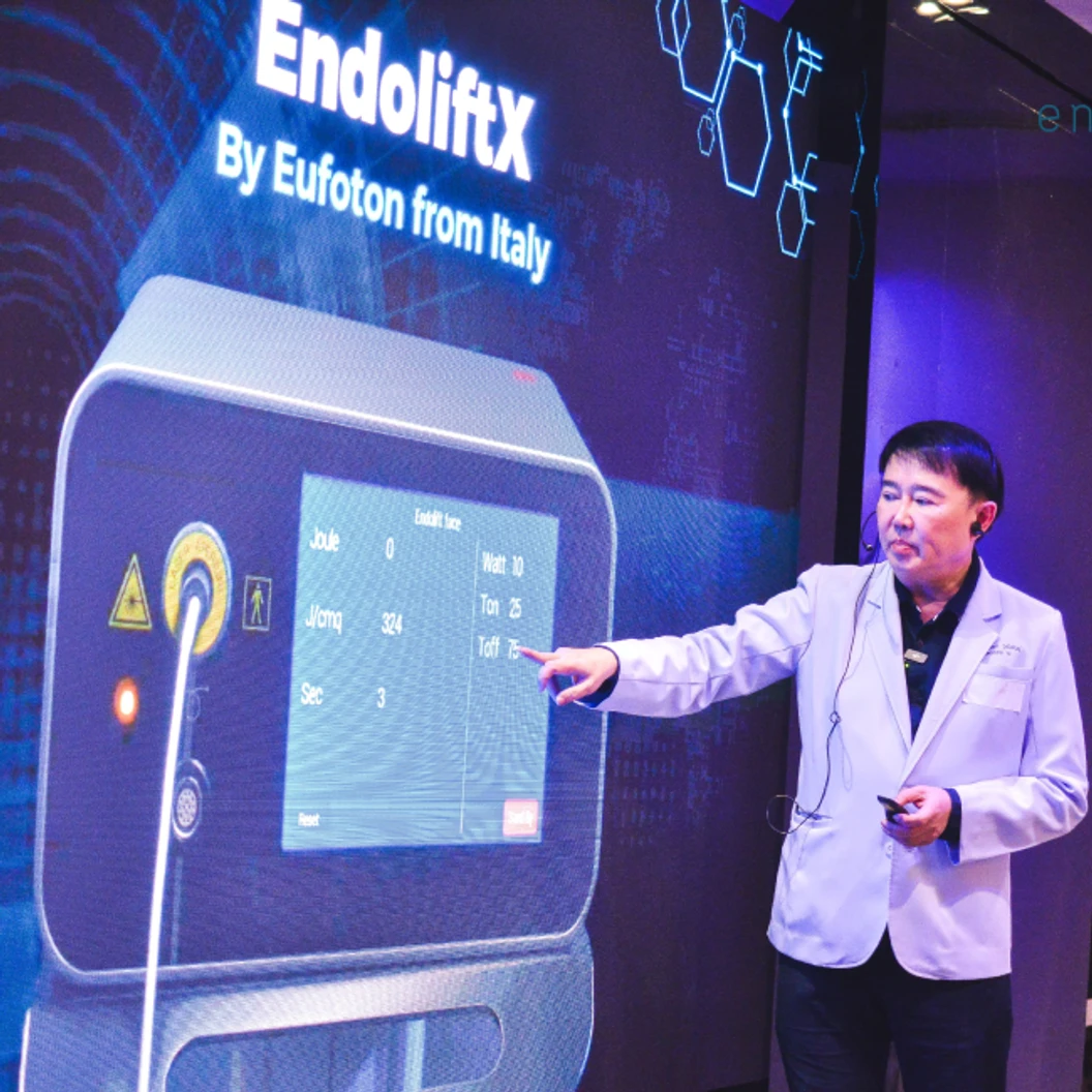 คอร์สเลเซอร์กำจัดขนทั่วขา 12 ครั้ง ด้วย Diode Laser