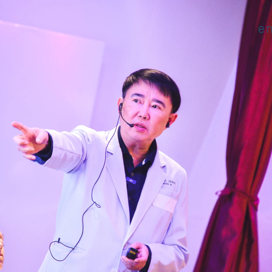 คอร์สเลเซอร์กำจัดขนทั่วขา 12 ครั้ง ด้วย Diode Laser