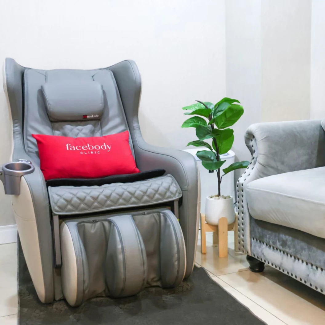 โปรแกรม Hair Consultation + LED Therapy ดูแลเส้นผมและหนังศีรษะ