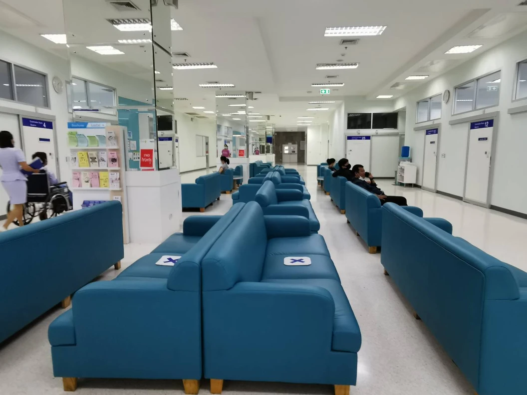ปรับรูปหน้าส่วนคาง เพิ่ม Bone Graft Genioplasty