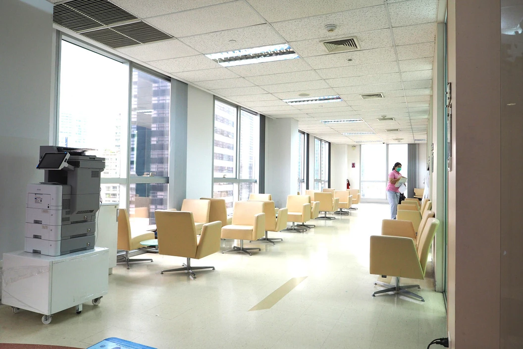 ตรวจสุขภาพ 30 รายการ (Gold Check-up Package Female) สำหรับผู้หญิงที่อายุ 41-50 ปี