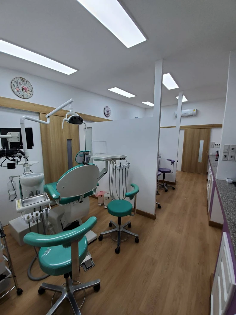 ทำรีเทนเนอร์แบบลวด 2 ชิ้น ฟันบนและล่าง