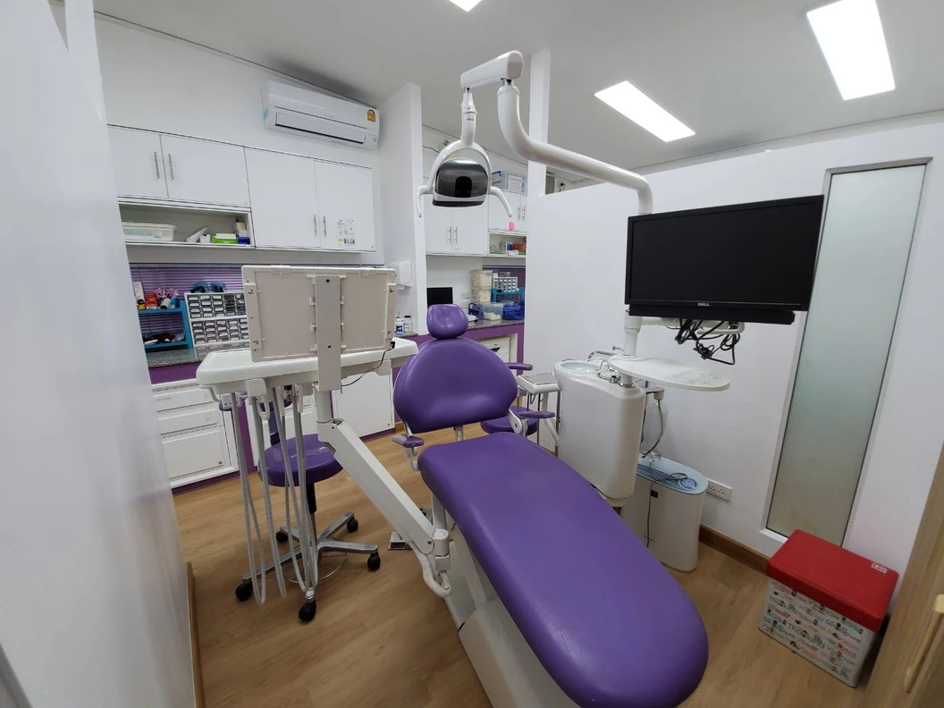 ทำรีเทนเนอร์แบบลวด 2 ชิ้น ฟันบนและล่าง