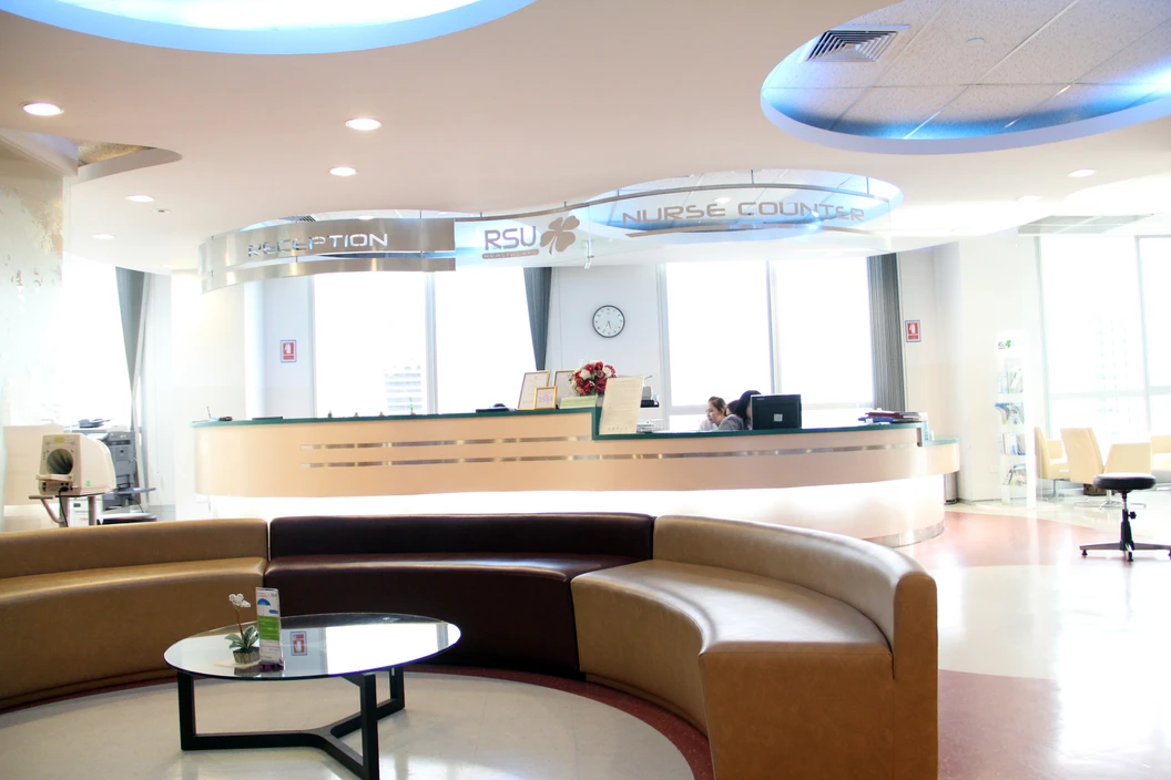 ตรวจสุขภาพ 30 รายการ (Gold Check-up Package Female) สำหรับผู้หญิงที่อายุ 41-50 ปี