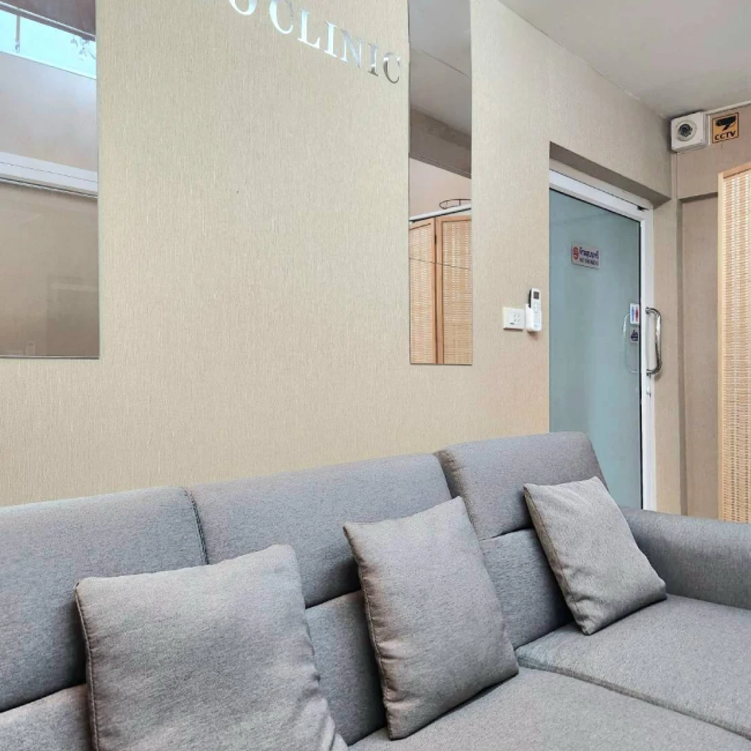 ผลักวิตามินลงสู่ผิวหน้า ด้วยเครื่อง Face Electro สูตร Face Freshing เพื่อลดรอยหมองคล้ำ ปรับผิวให้ดูกระจ่างใส 1 ครั้ง