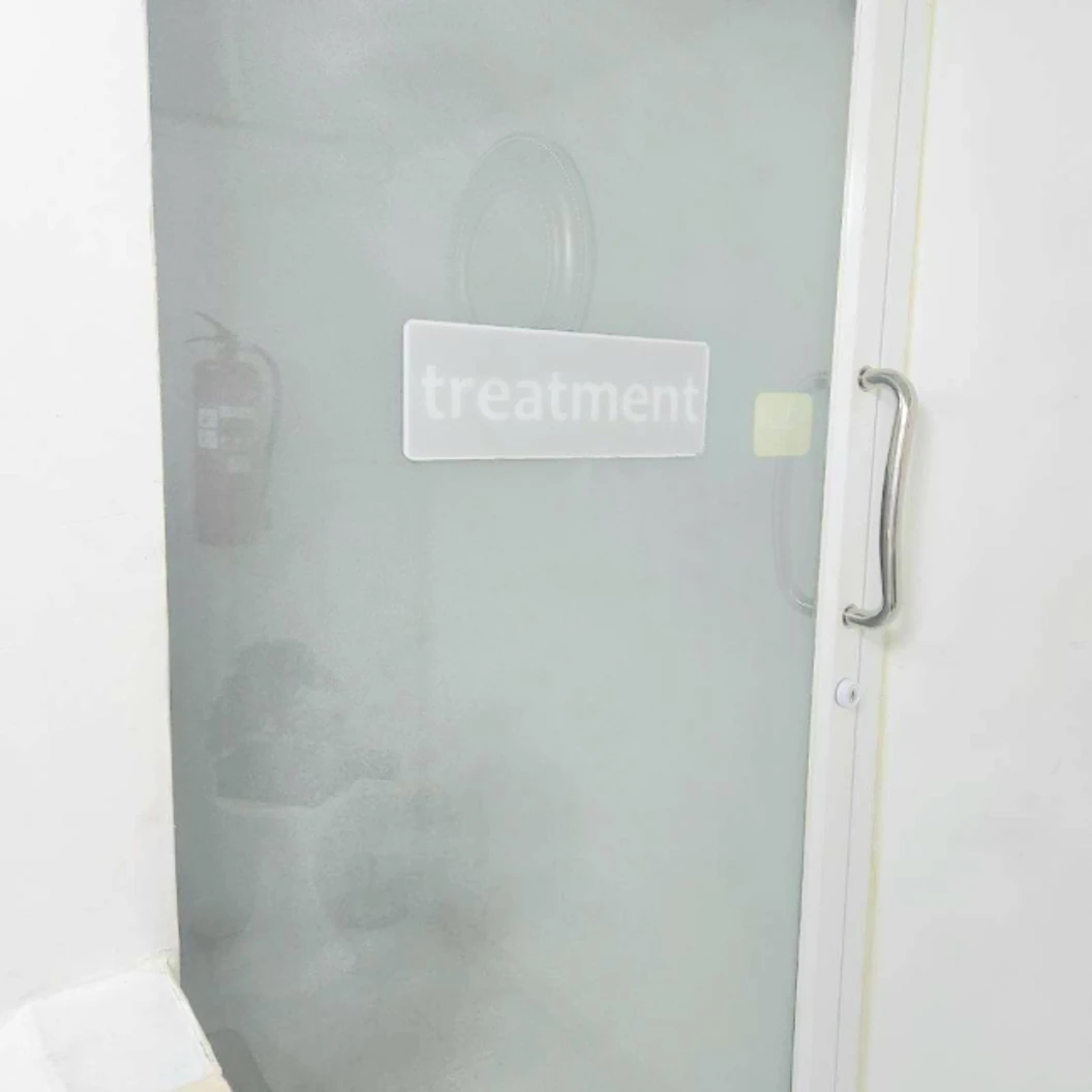 ผลักวิตามินลงสู่ผิวหน้า ด้วยเครื่อง Face Electro สูตร Face Freshing เพื่อลดรอยหมองคล้ำ ปรับผิวให้ดูกระจ่างใส 1 ครั้ง