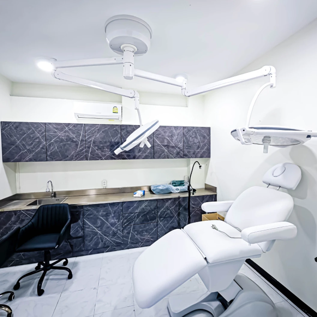 ขริบปลายอวัยวะเพศชาย ด้วยเลเซอร์ทางการแพทย์ เคสปลายตีบหรือปลายอักเสบ สำหรับผู้ที่อายุ 15 ปีขึ้นไป