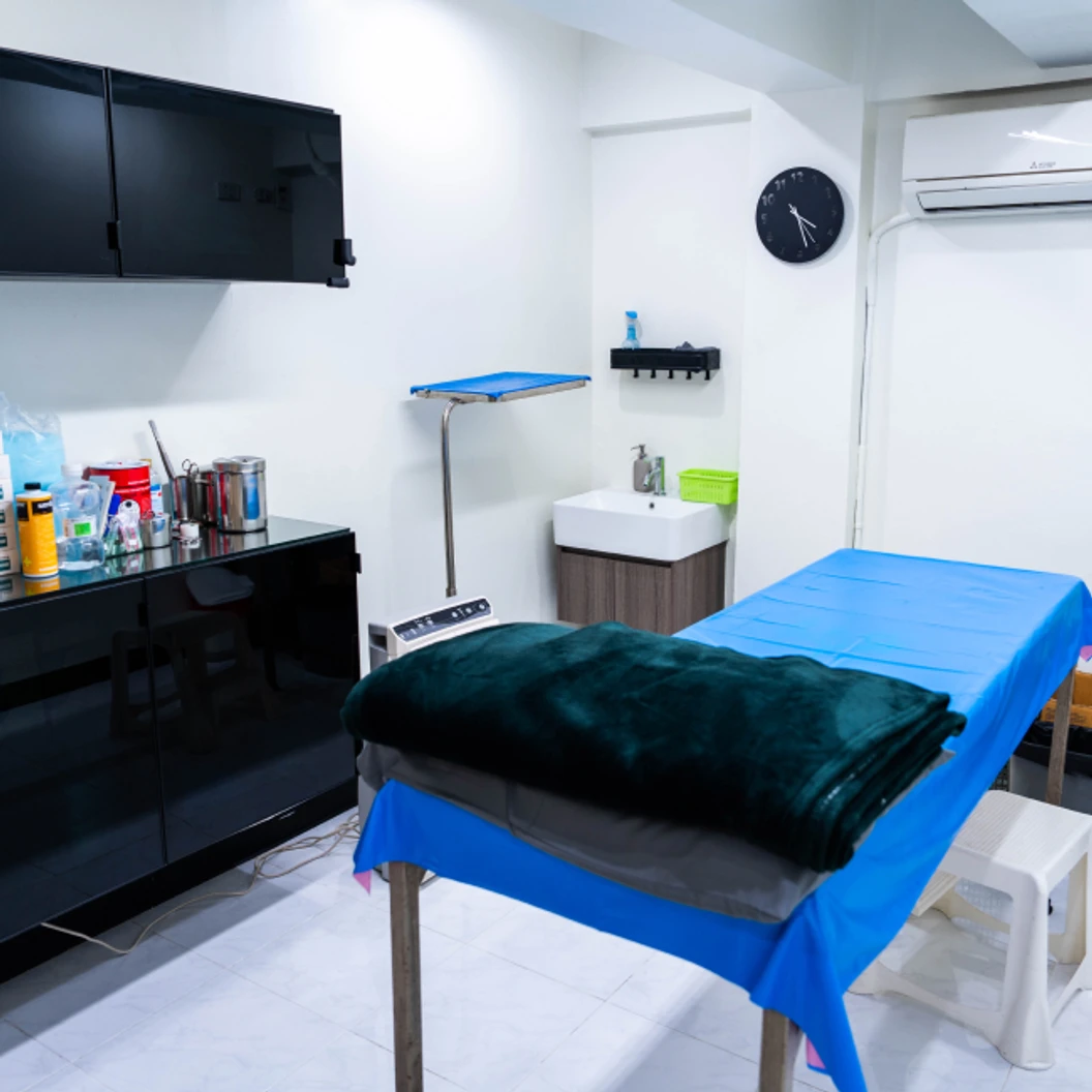 ขริบปลายอวัยวะเพศชาย ด้วยเลเซอร์ทางการแพทย์ เคสปลายตีบหรือปลายอักเสบ สำหรับผู้ที่อายุ 15 ปีขึ้นไป