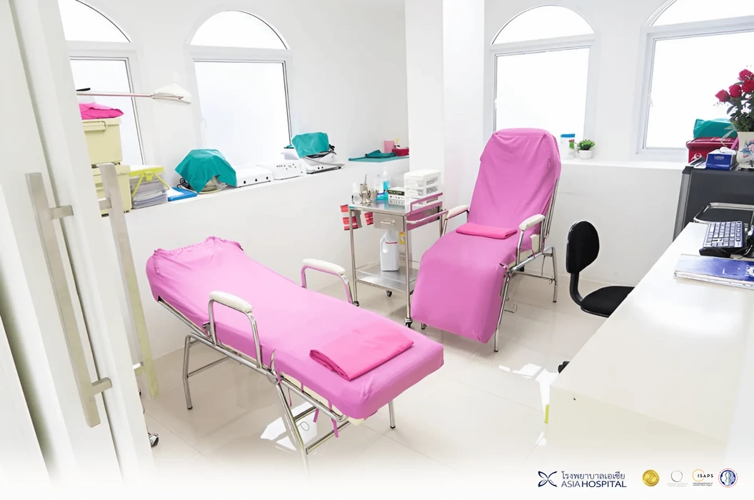 ลดรอยสิวบริเวณหลัง ด้วยเลเซอร์ Super Bright 1 ครั้ง