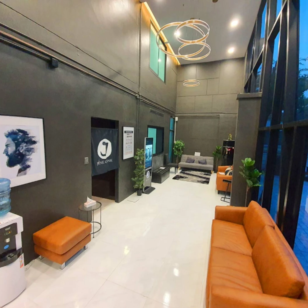 ปลูกผม ด้วยเทคนิค FUE 1,000 กราฟต์ 1 ครั้ง