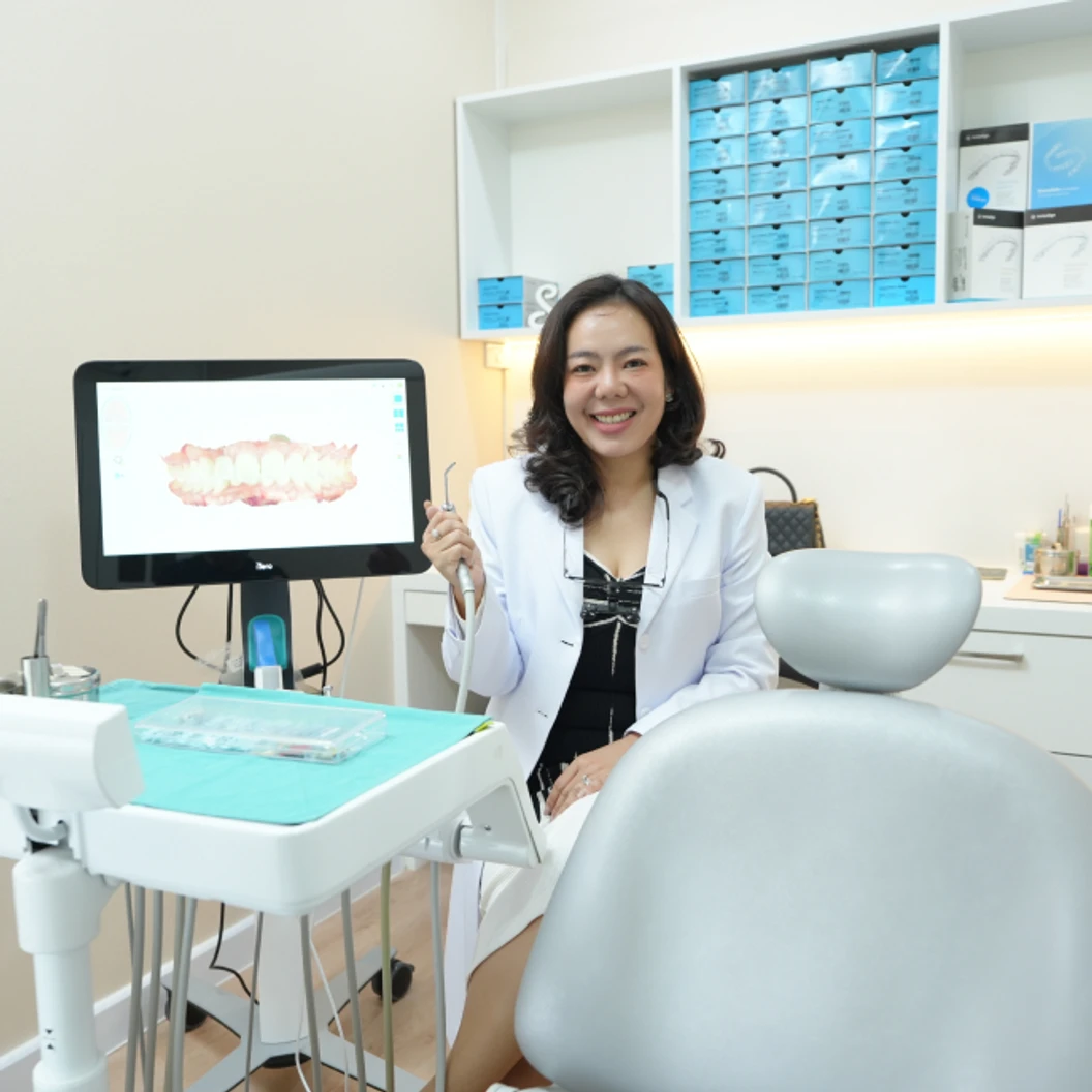 จัดฟันแบบใส Invisalign Full Comprehensive ฟันบนและล่าง (แบบ 3 ปี)
