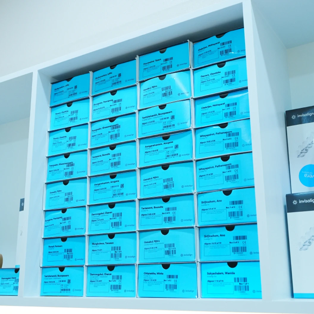 จัดฟันแบบใส Invisalign Full Comprehensive ฟันบนและล่าง (แบบ 3 ปี)