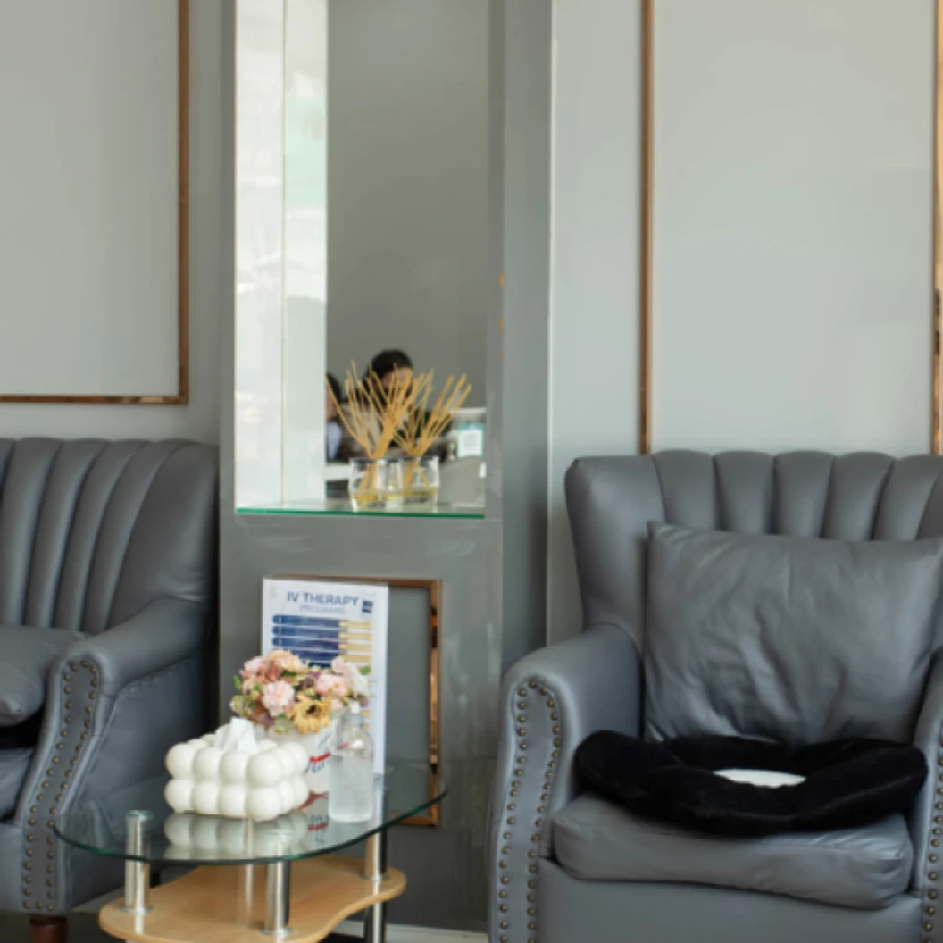 ฉีดรักษาแผลเป็นคีลอยด์ ขนาดเส้นผ่านศูนย์กลางไม่เกิน 1 ซม. 1 จุด 1 ครั้ง