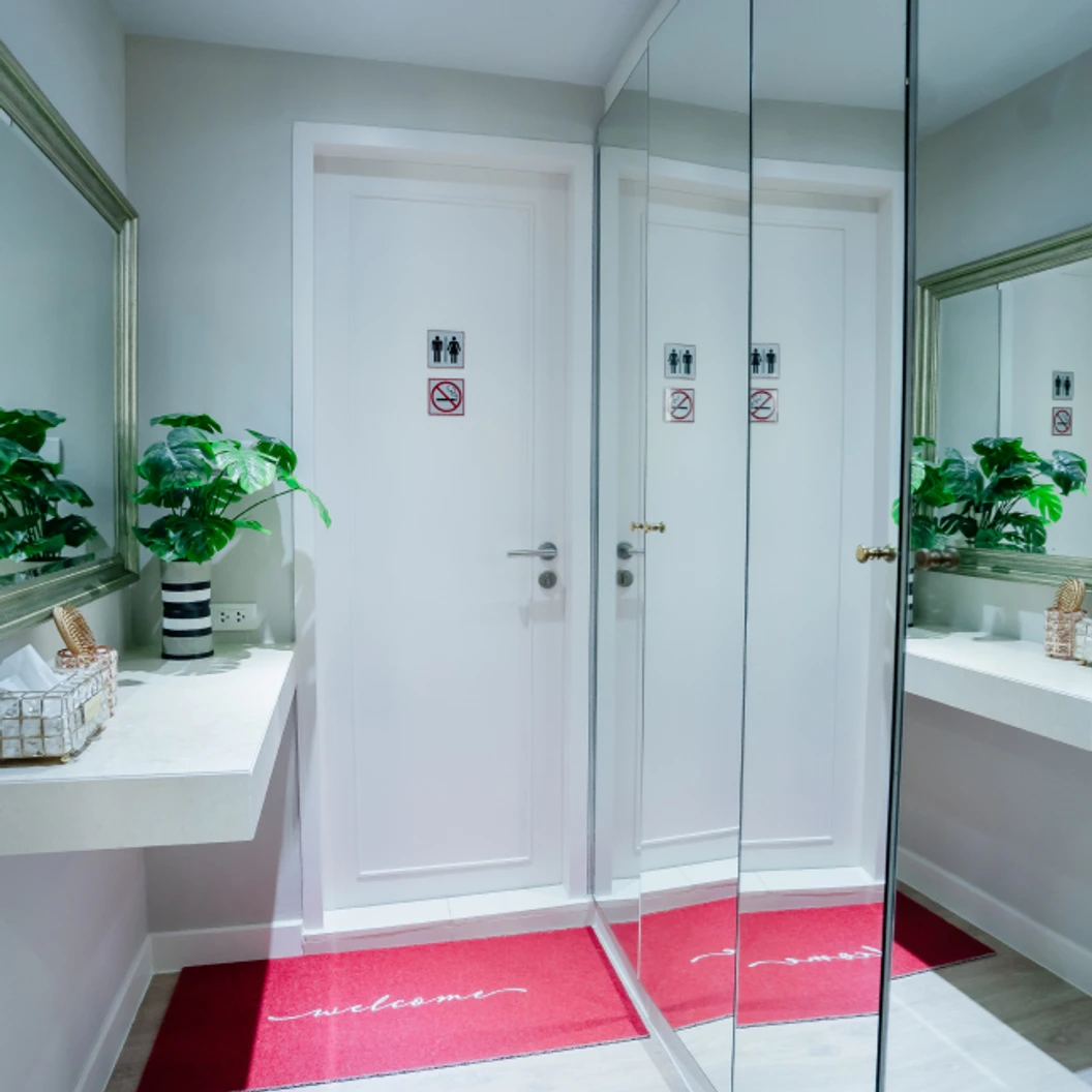 คอร์สรักษารอยคล้ำด้วยเลเซอร์ Q-Switch เลือก 3 บริเวณ ฟรี! Mask เพิ่มความชุ่มชื้นและความกระจ่างใส 6 ครั้ง