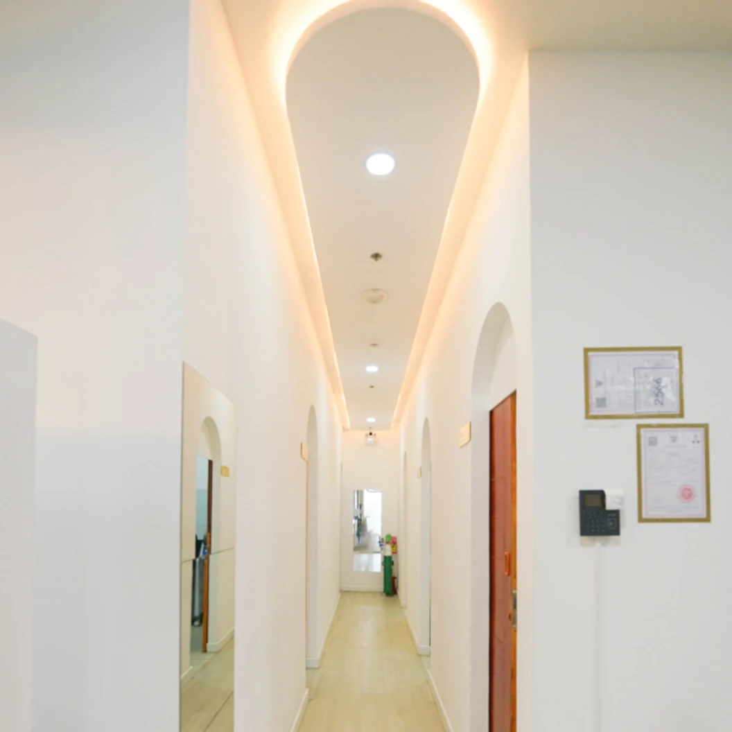 โปรแกรมเลเซอร์ Q-Switch ลดรอยคล้ำขาล่าง