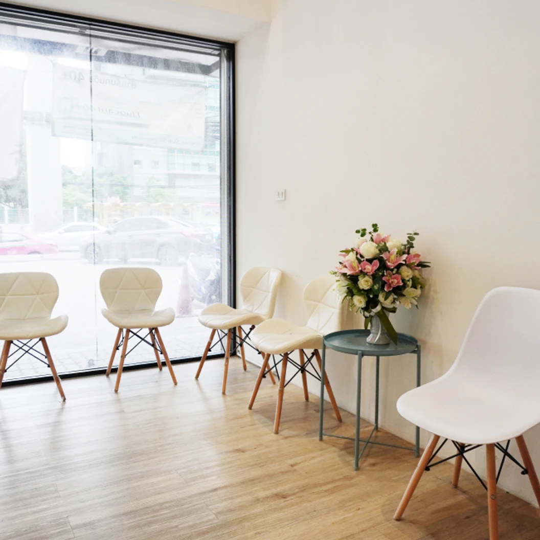 ฟอกสีฟันที่คลินิก ด้วยระบบ Cool Light