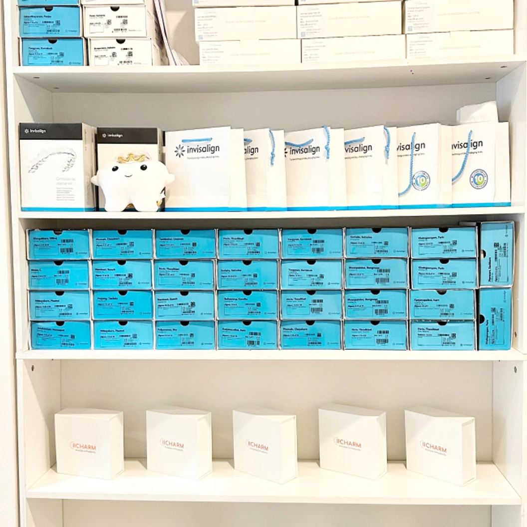 ฟอกสีฟันที่คลินิก ด้วยระบบ Cool Light