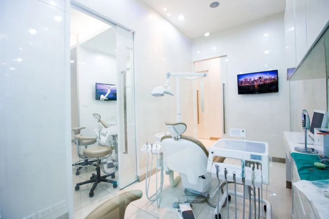 รักษารากฟันกรามใหญ่ 1 ซี่