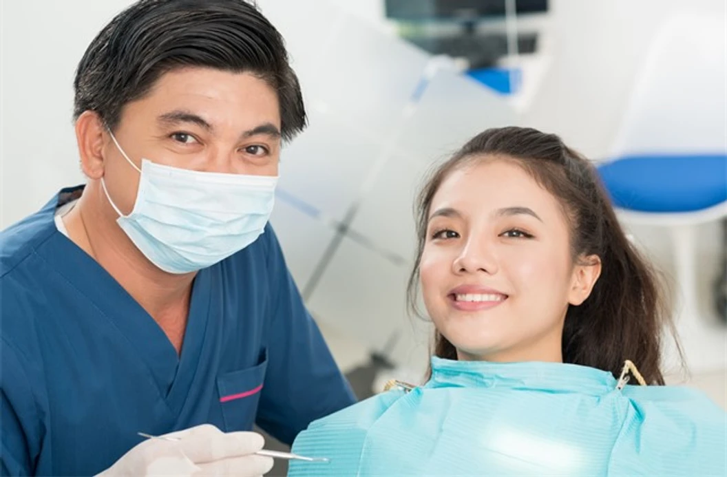 ฟอกสีฟันที่คลินิก ด้วยระบบ Zoom