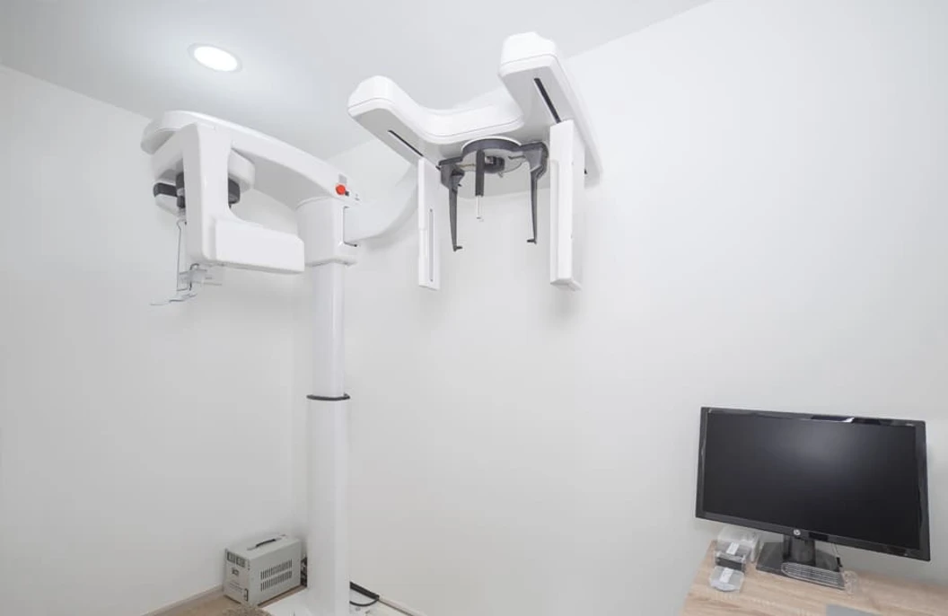 ฟอกสีฟัน ด้วยระบบ Cool Light