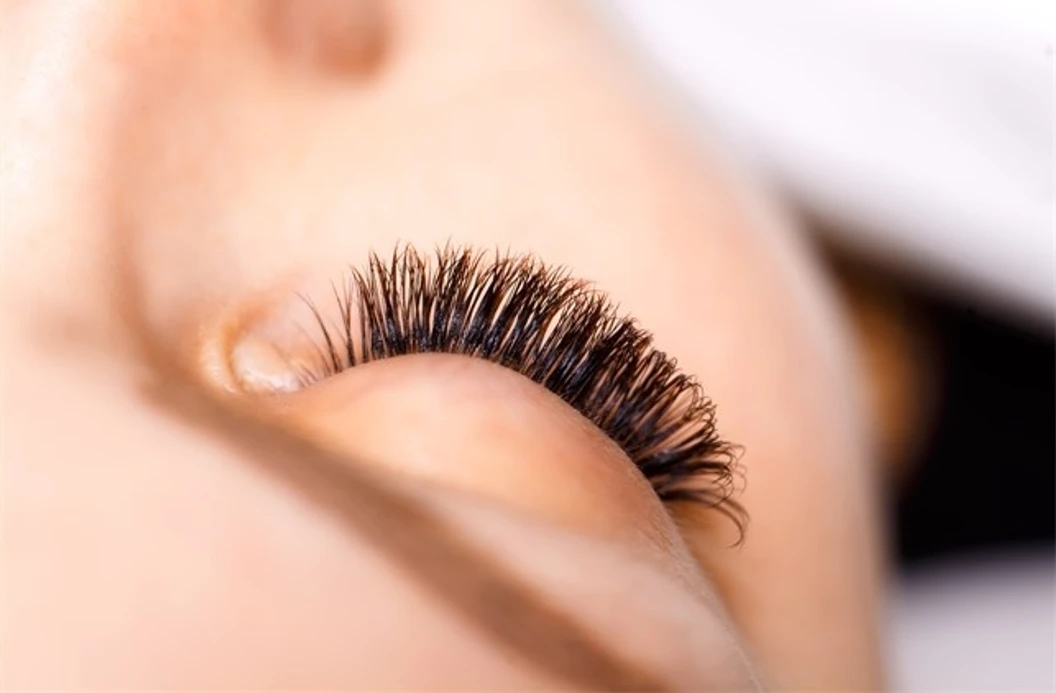 ลิฟติ้งขนตาและลิฟคิ้ว (Eyelash+Eyebrow Lifting)