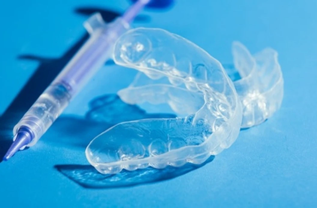 ทำรีเทนเนอร์ แบรนด์ Vivera จาก Invisalign