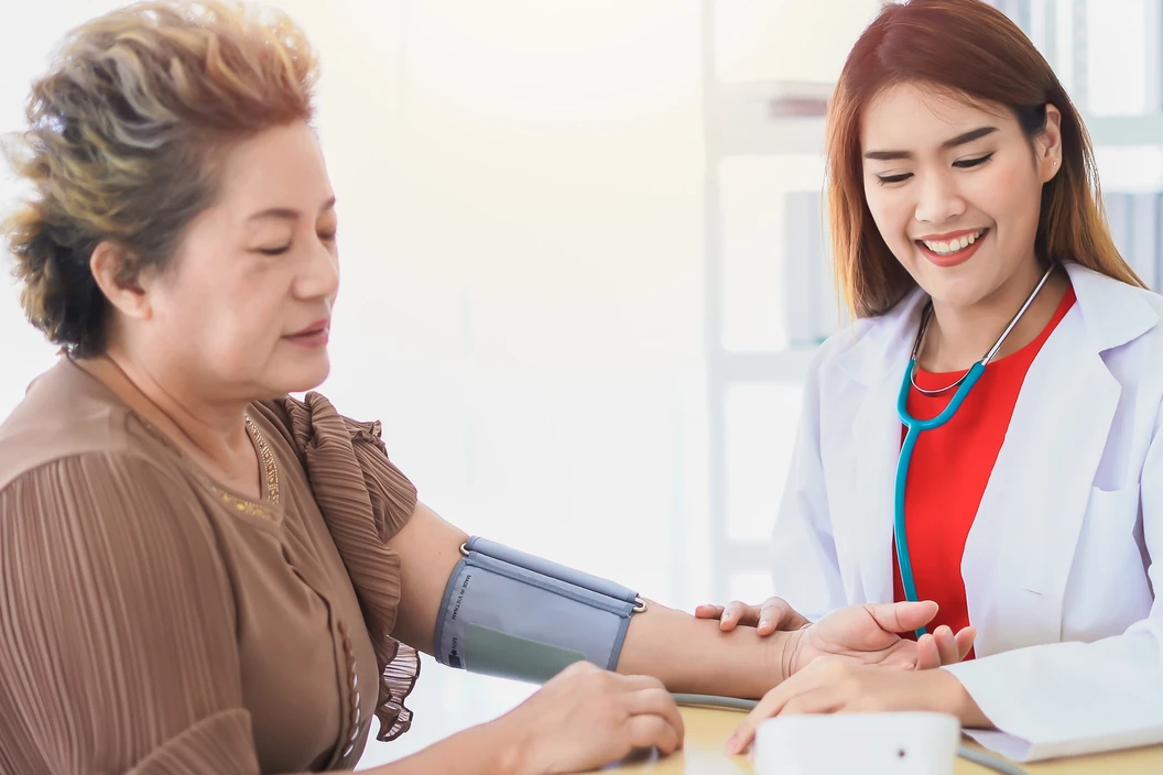 ตรวจสุขภาพ 31 รายการ (Expert Check Up) (ผู้หญิง 15 ปีขึ้นไป)