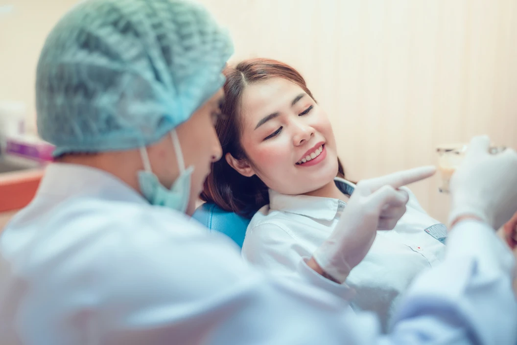 ผ่าตัดตกแต่งเหงือกทั้งปาก