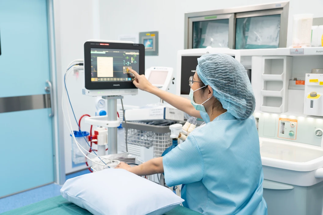 ทำ ICSI 1 ครั้ง พร้อมย้ายตัวอ่อนรอบแช่แข็ง 1 ครั้ง