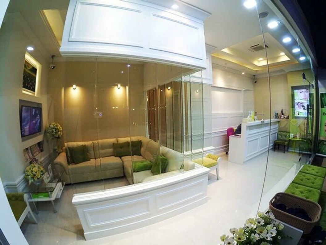 เลเซอร์หน้า Dual Yellow Laser แก้ปัญหาผิวหมองคล้ำ ฝ้า กระ รอยดำรอยแดงสิว 1 ครั้ง