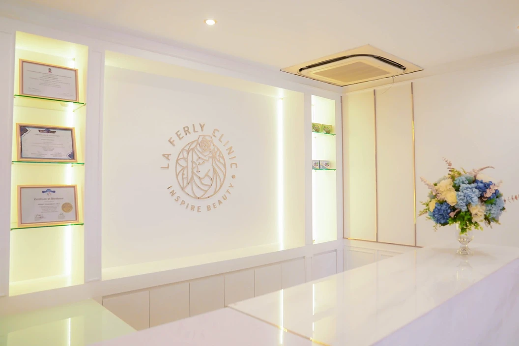 โปรแกรม PRP บำรุงผิวหน้าด้วยเกล็ดเลือดของตัวเอง 1 ครั้ง ที่ La Ferly Clinic