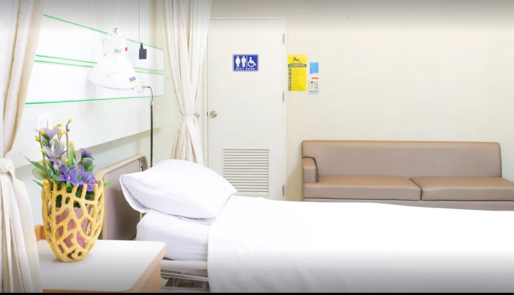 ฉีดวัคซีนป้องกันไข้หวัดใหญ่ 2025 4 สายพันธุ์ ชนิด High Dose 1 เข็ม (65 ปีขึ้นไป)