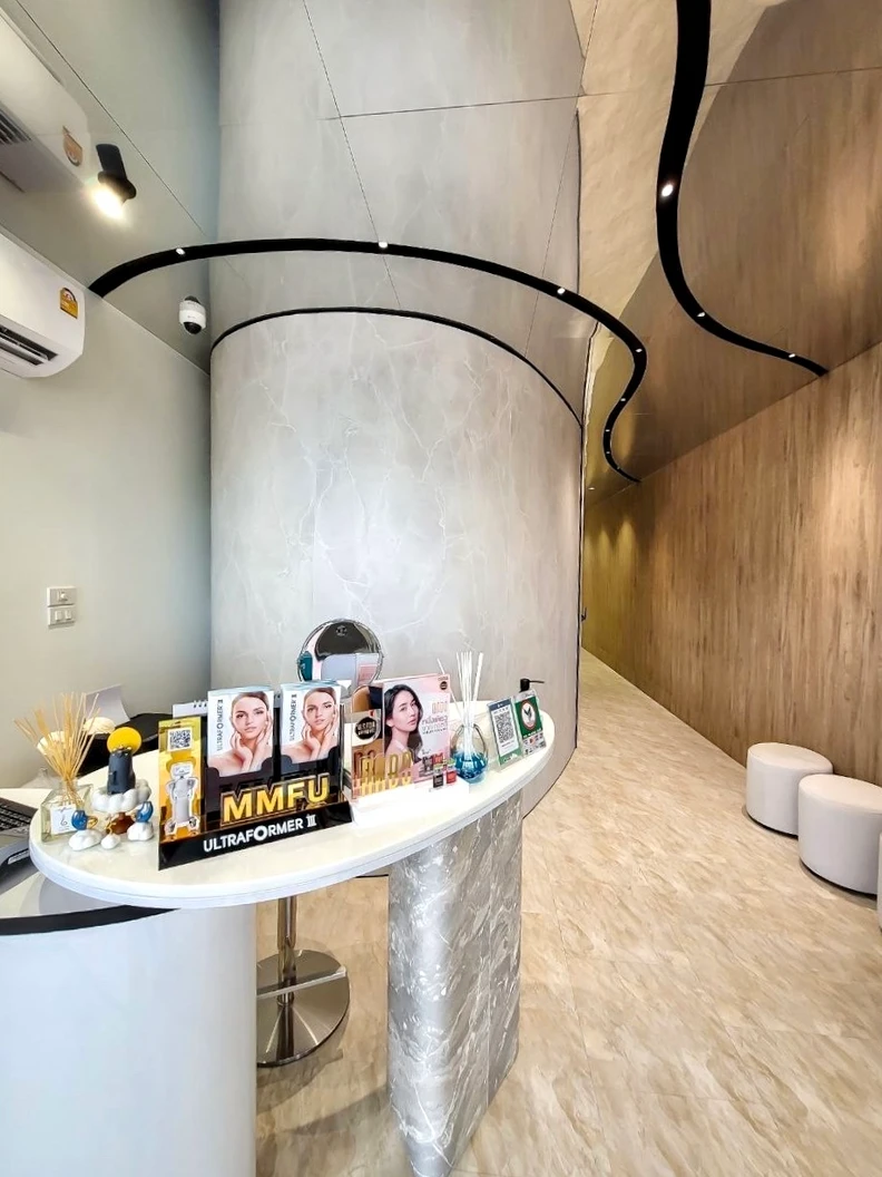 คอร์สกำจัดขน Hollywood ด้วย Triplex Diode Laser 6 ครั้ง สำหรับผู้หญิงหรือผู้ชาย