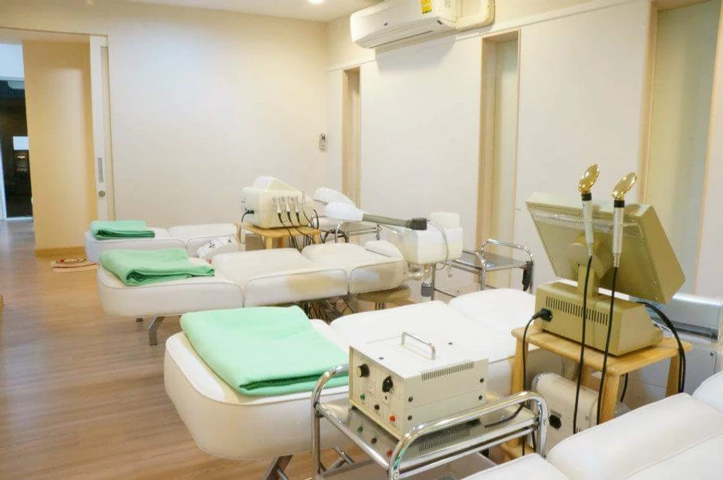 คอร์สฉีดรักษาแผลเป็นคีลอยด์ ขนาดเส้นผ่านศูนย์กลางไม่เกิน 3 ซม. 5 ครั้ง