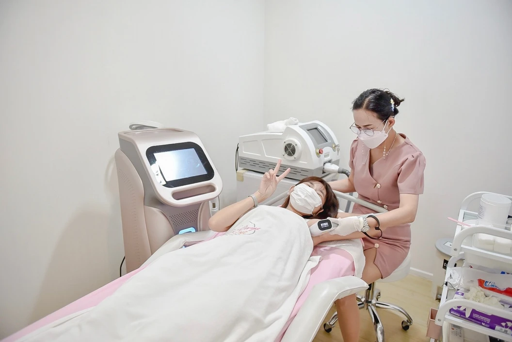 กำจัดขน Bikini ด้วย Diode Laser 1 ครั้ง สำหรับผู้หญิงหรือผู้ชาย