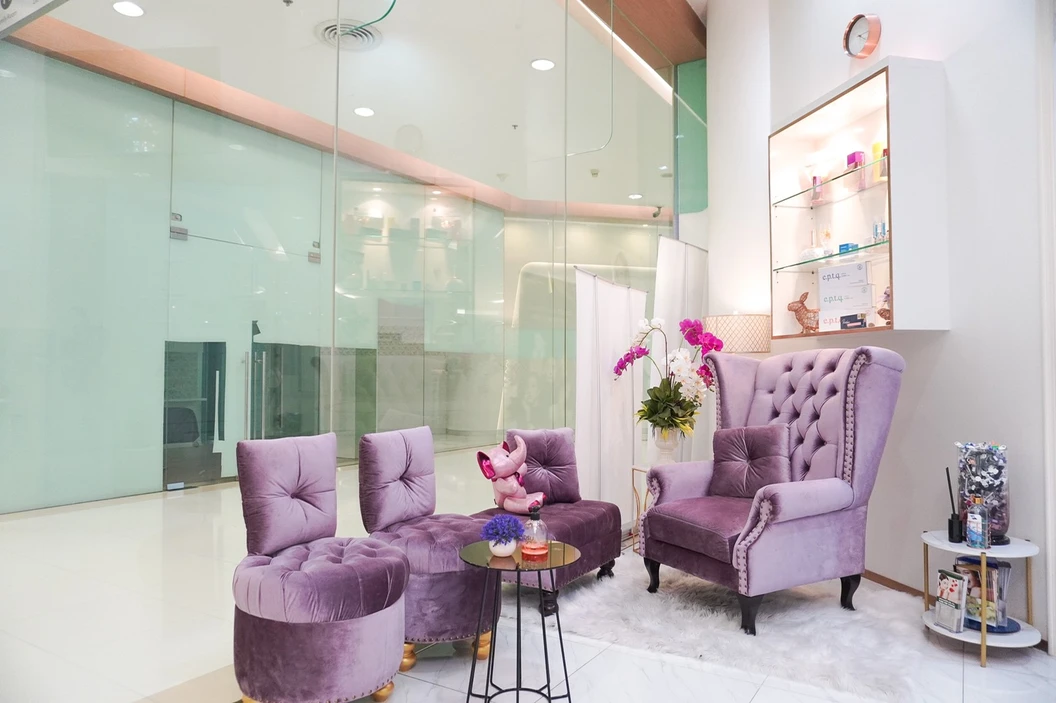 ฉีด Rejuran 2 ซีซี บริเวณใบหน้า 1 ครั้ง ฟรี! ฉีดเมโส Pink Line 1 ขวด
