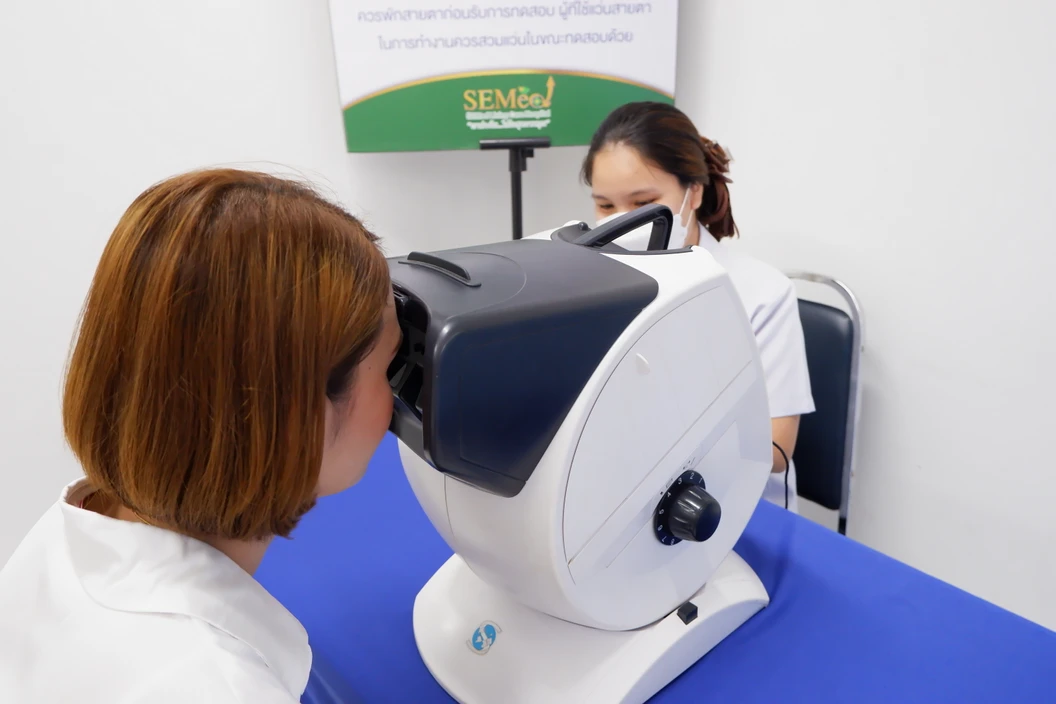 ตรวจหาเชื้อ COVID-19 เทคนิค Real Time - PCR แบบตรวจที่คลินิก + ใบรับรองแพทย์ สำหรับ 1 ท่าน