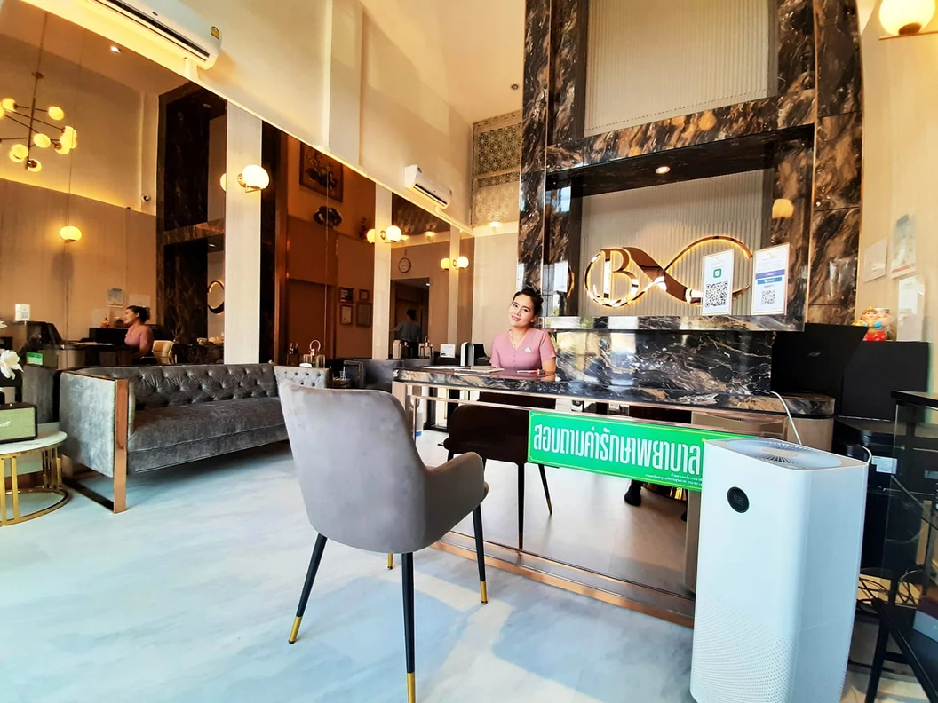 Meso White ฉีดบำรุงผิวกระจ่างใส ลดฝ้ากระ สูตรเข้มข้นเฉพาะของทางคลินิก 5 ซีซี 1 ครั้ง