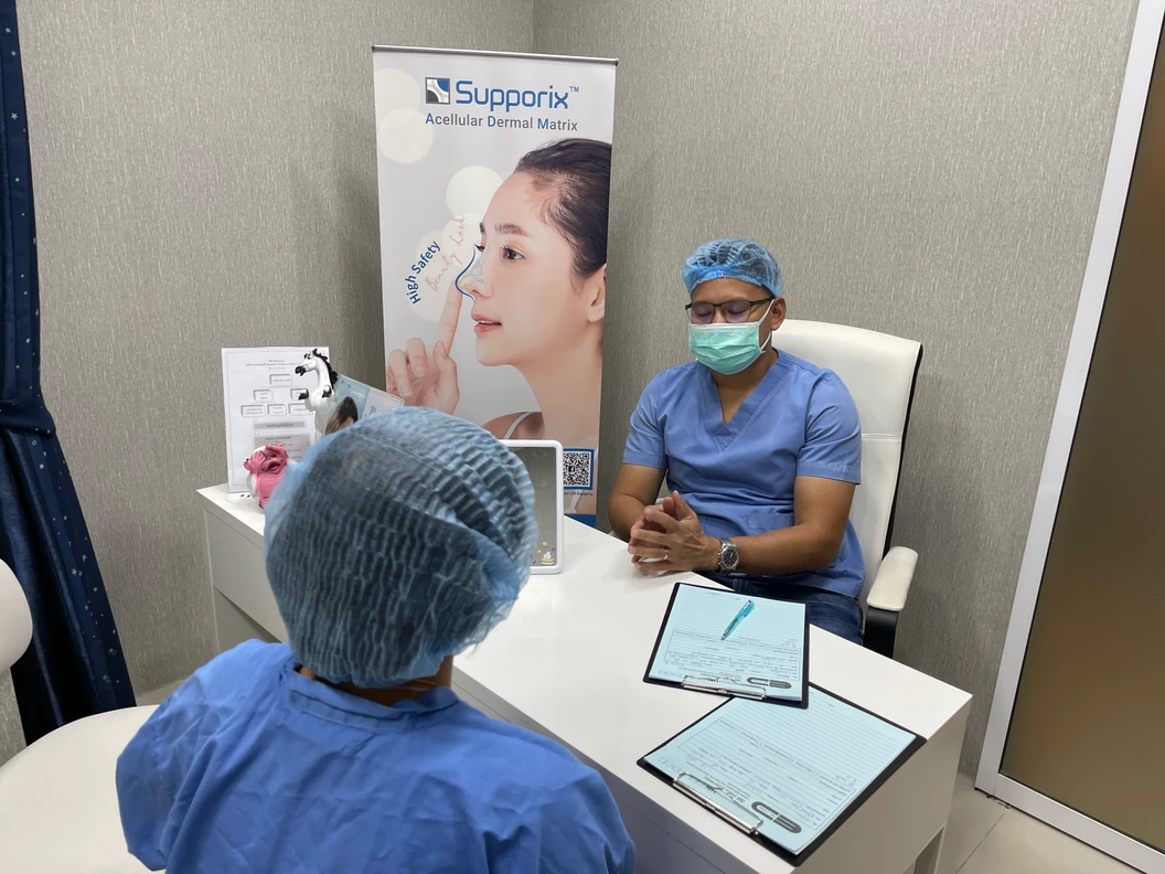 แก้จมูก เทคนิค Semi-Open ด้วยซิลิโคนอเมริกา Mantis