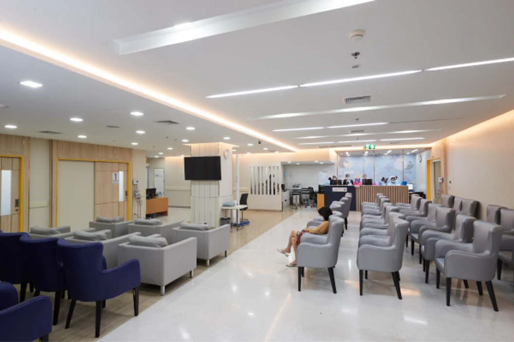 ตรวจข้อไหล่ซ้าย ด้วยคลื่นแม่เหล็กไฟฟ้า (MRI LT Shoulder)