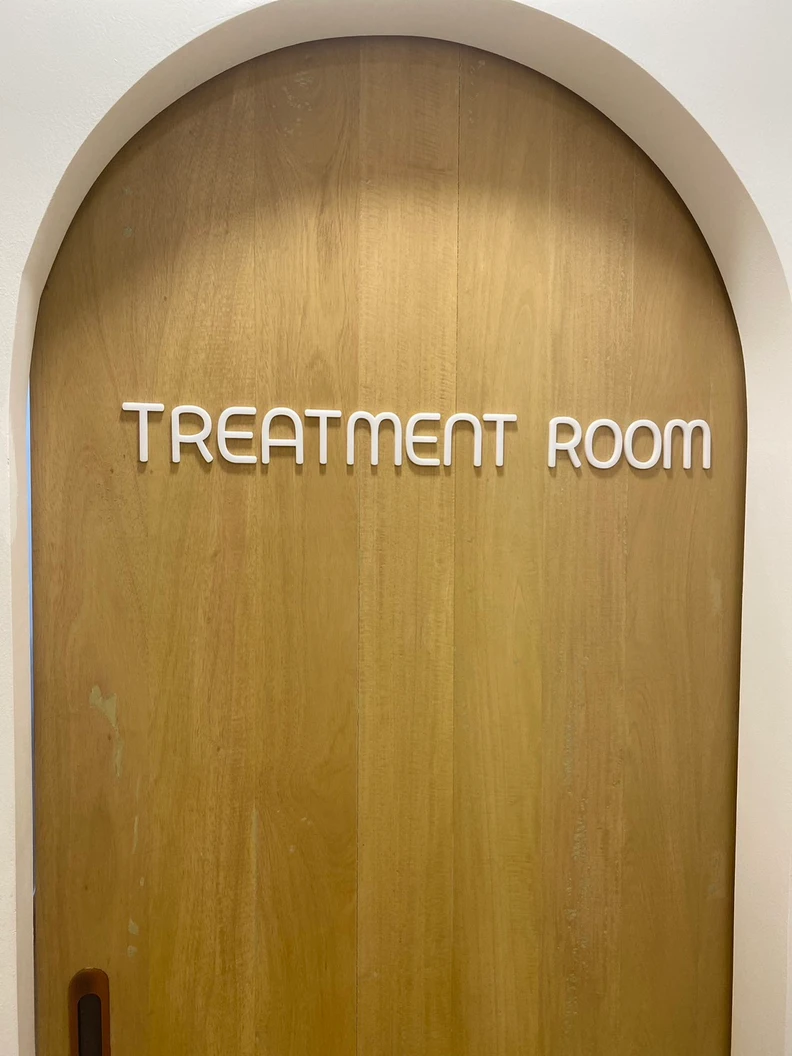 กำจัดขนขาท่อนบนหรือท่อนล่าง ด้วย Diode Laser 1 ครั้ง สำหรับผู้หญิงหรือผู้ชาย
