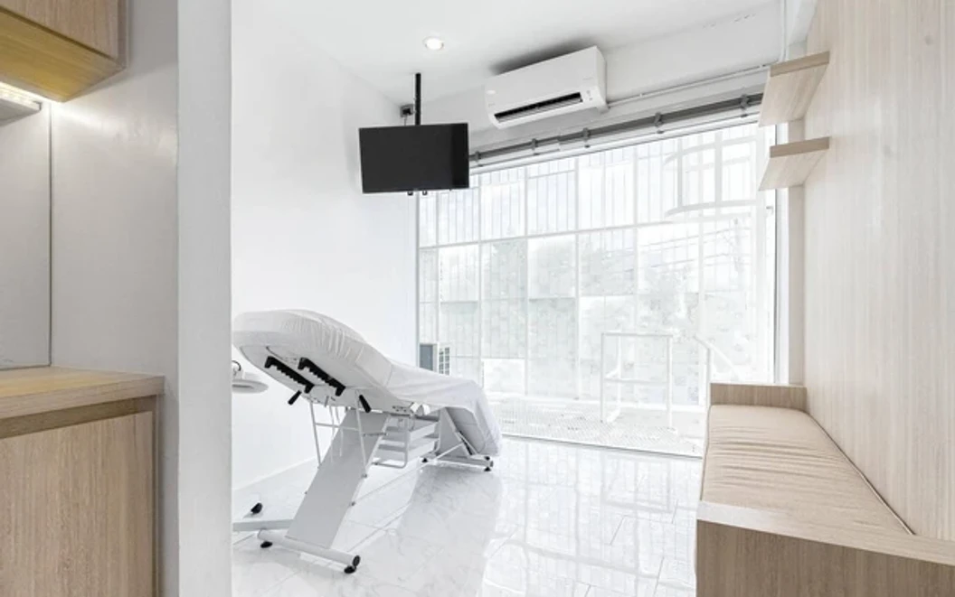 ทำทรีตเมนต์หน้า (โปรแกรม Pure Gold Treatment) 8 ขั้นตอน
