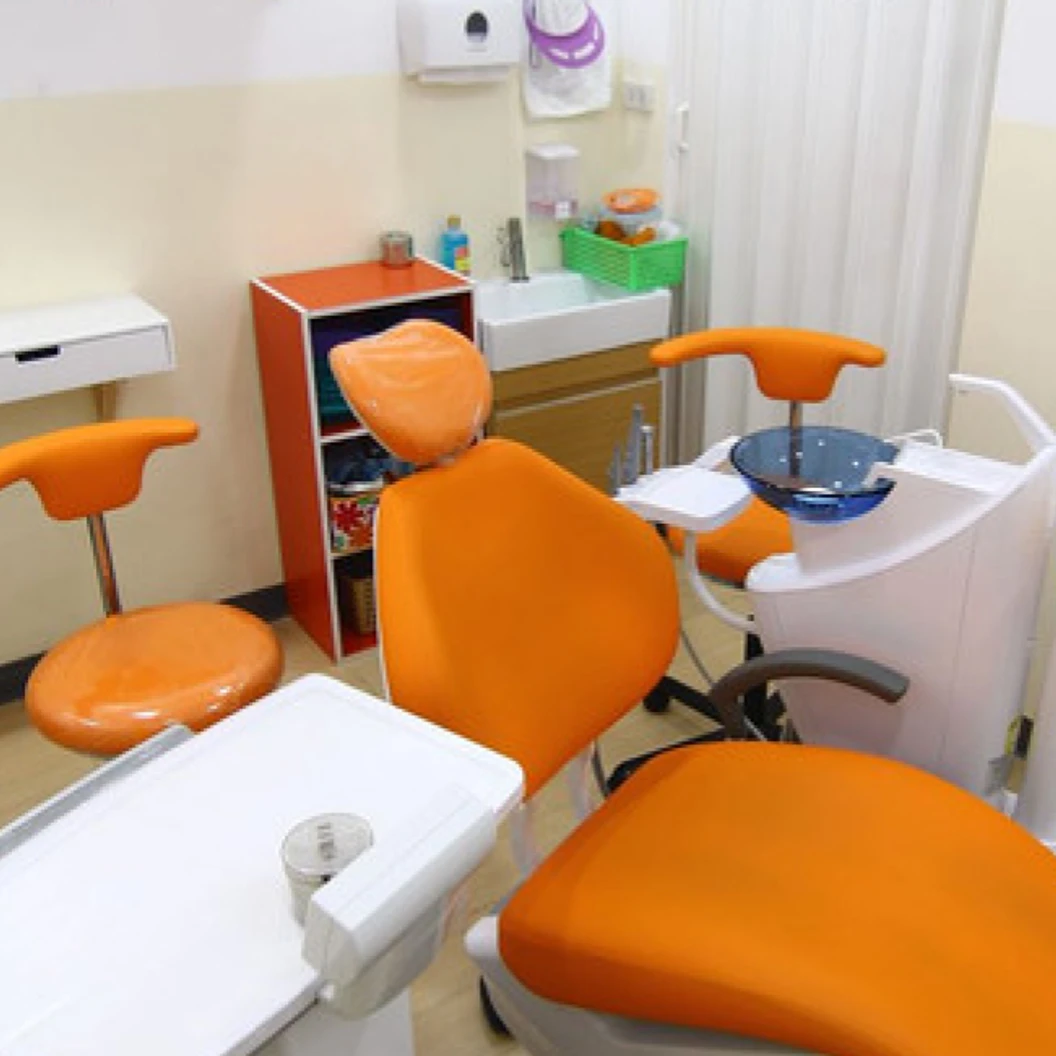 ฟอกสีฟันที่คลินิก ด้วยระบบ Cool Light