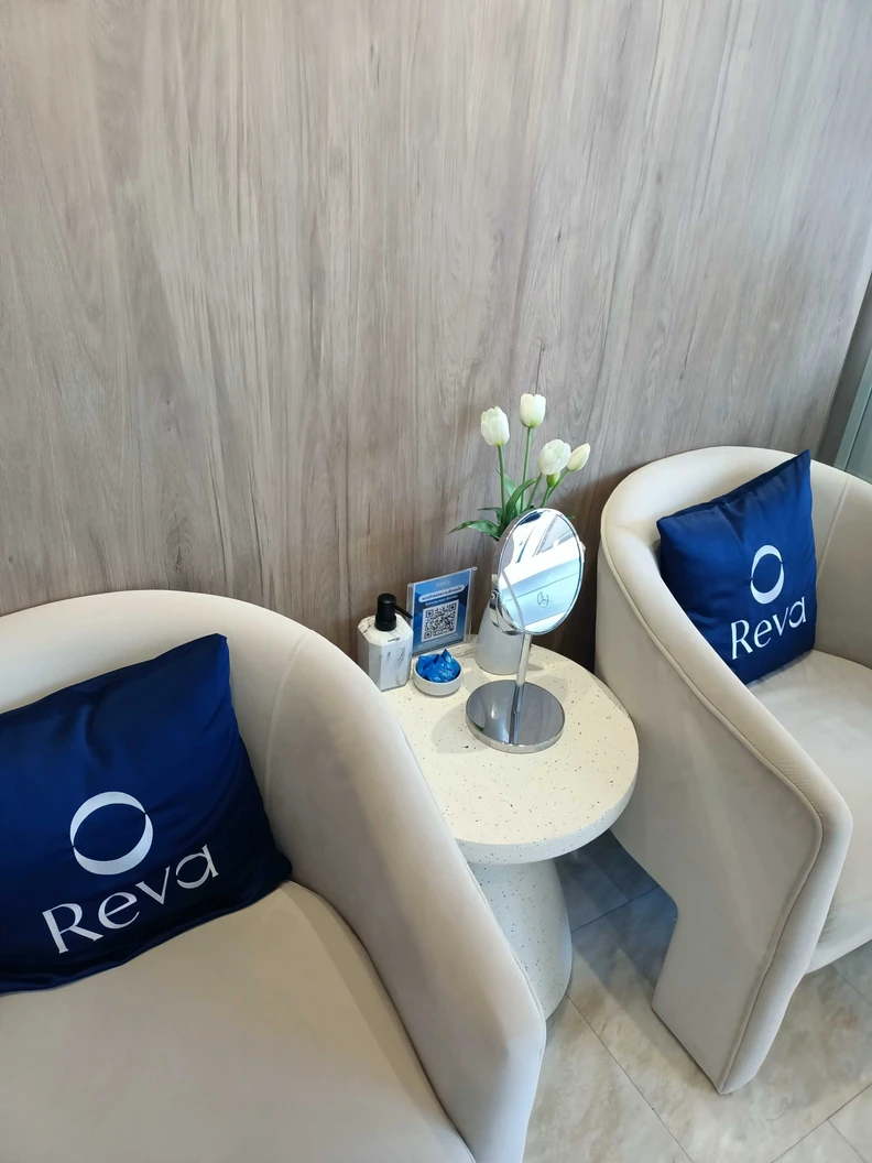 คอร์สกำจัดขน Hollywood ด้วย Triplex Diode Laser 6 ครั้ง สำหรับผู้หญิงหรือผู้ชาย