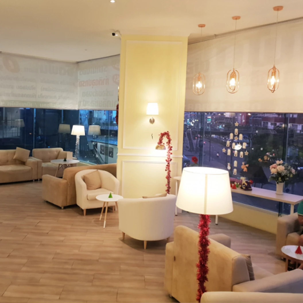 ทำรีเทนเนอร์แบบลวดหรือแบบใส 1 ชิ้น ฟันบนหรือล่าง พร้อมฟันปลอม 1 ซี่