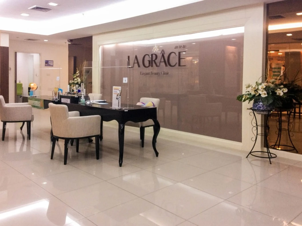 ทำ Thermage FLX 900 ช็อต บริเวณกรอบหน้าและเหนียง 1 ครั้ง