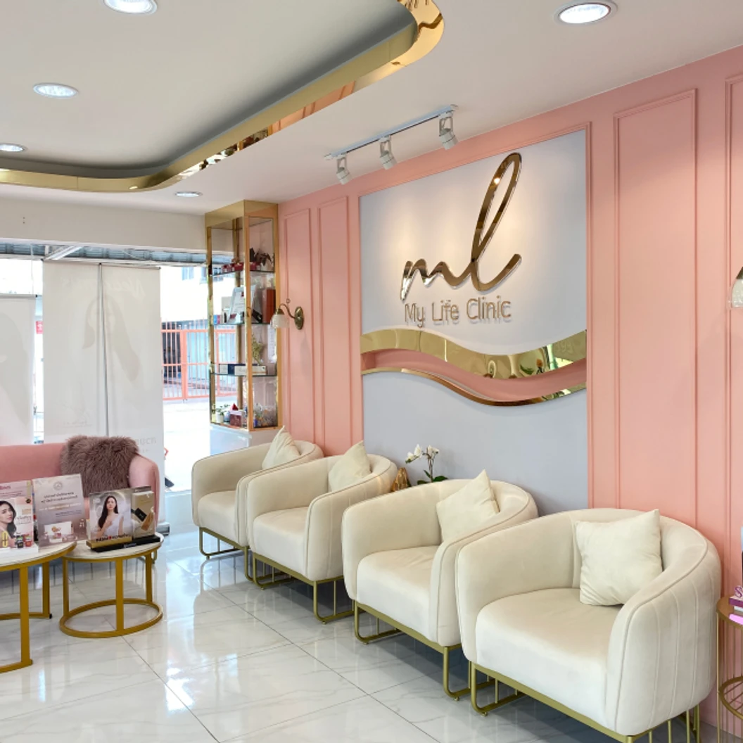 ทำทรีตเมนต์หน้า สูตร Collagen บำรุงผิวหน้า พร้อมนวดยกกระชับใบหน้า ให้ใบหน้าดูอ่อนเยาว์ 1 ครั้ง